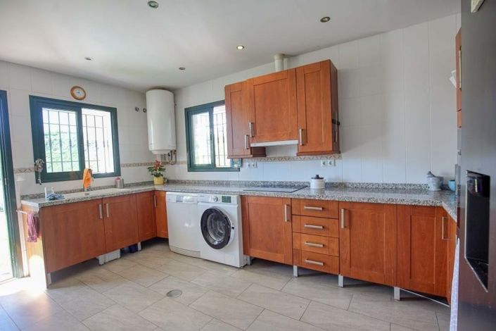 Image No.7-3 Bed Villa for sale