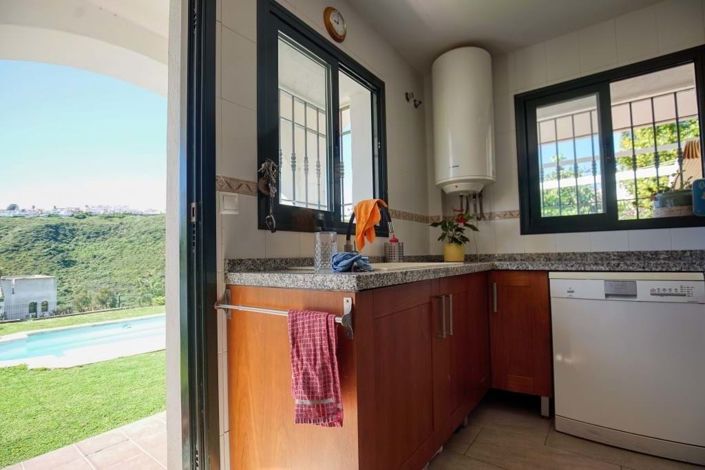 Image No.8-3 Bed Villa for sale