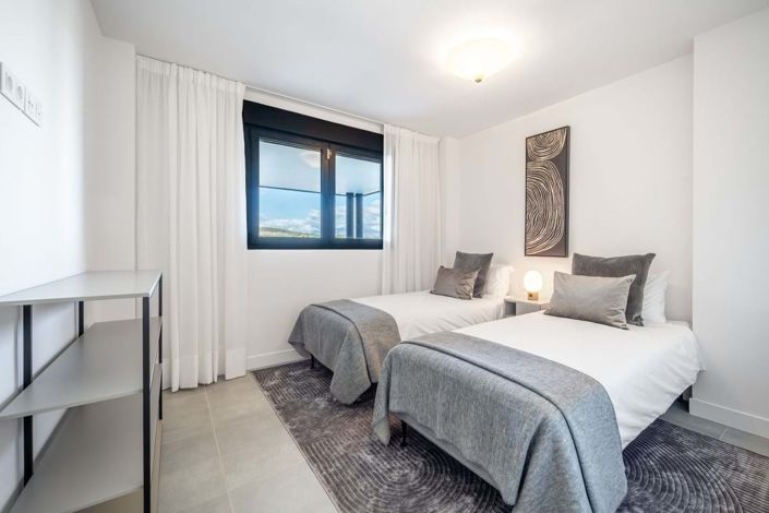 Image No.12-2 Bed Apartment for sale