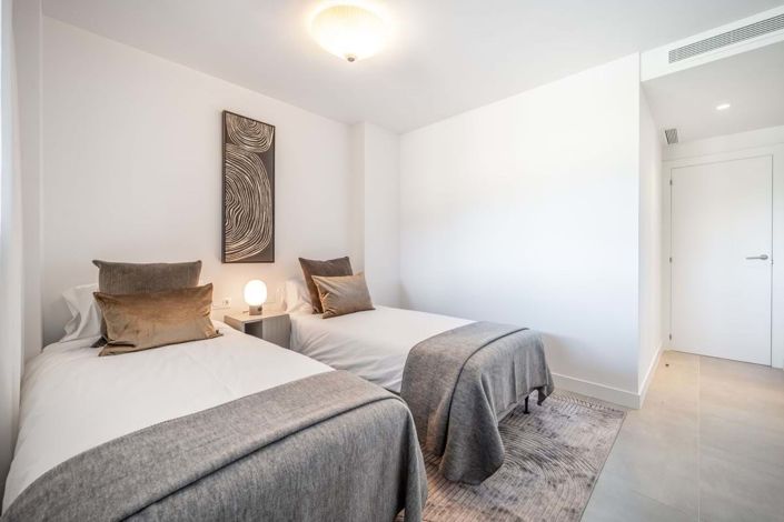 Image No.13-2 Bed Apartment for sale