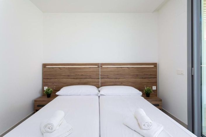 Image No.21-2 Bed Apartment for sale