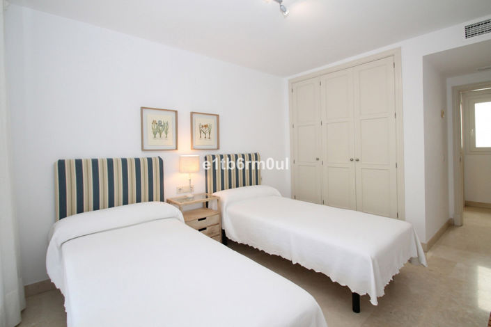 Image No.25-2 Bed Apartment for sale