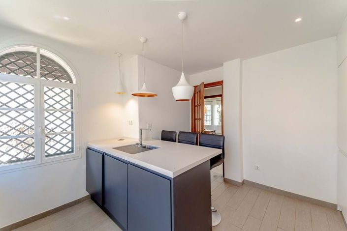 Image No.18-3 Bed Townhouse for sale