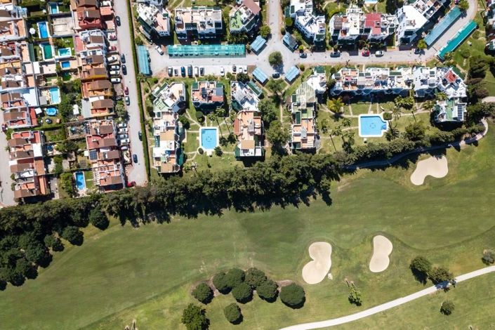 Image No.33-3 Bed Townhouse for sale