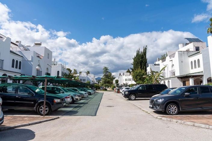 Image No.37-3 Bed Townhouse for sale