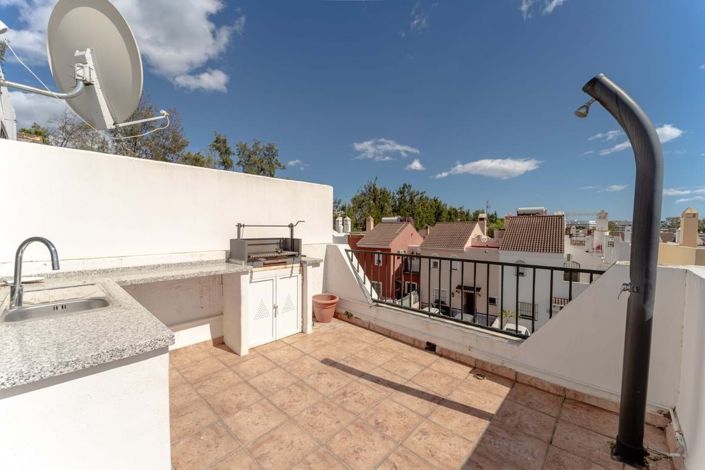 Image No.5-3 Bed Townhouse for sale