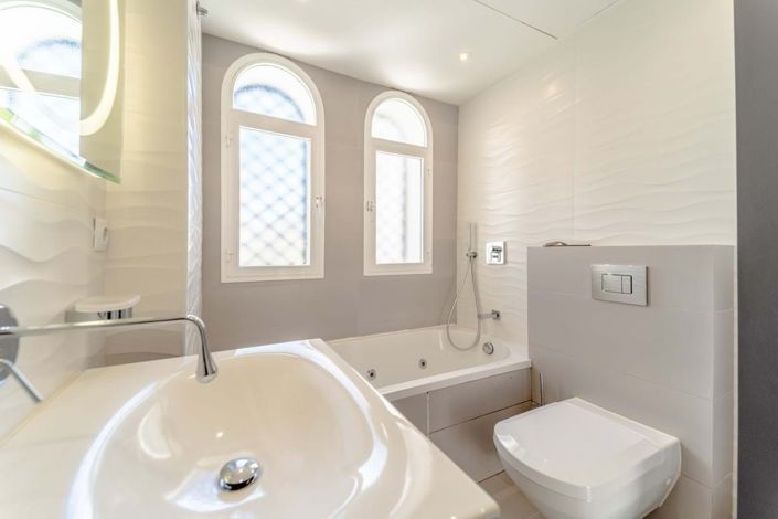 Image No.9-3 Bed Townhouse for sale