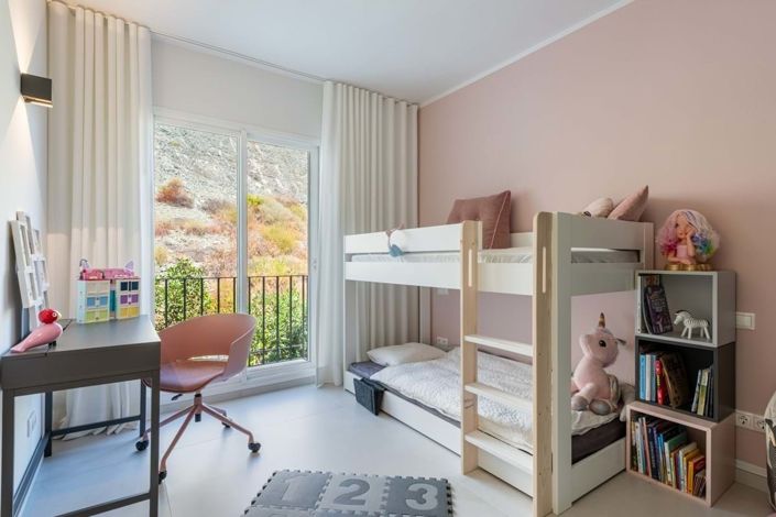 Image No.13-3 Bed Apartment for sale