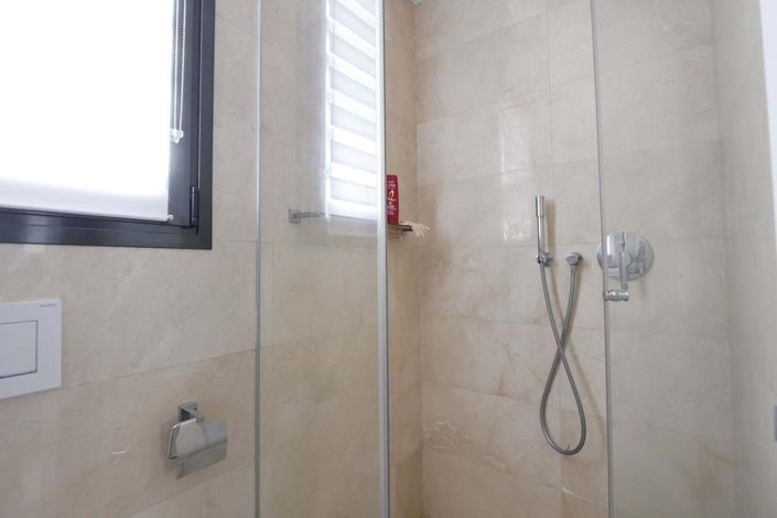 Image No.19-2 Bed Apartment for sale