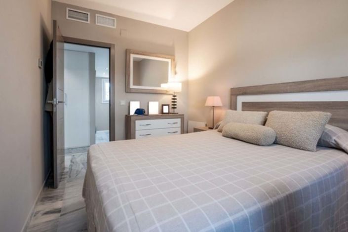 Image No.27-4 Bed Townhouse for sale