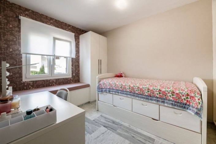 Image No.29-4 Bed Townhouse for sale