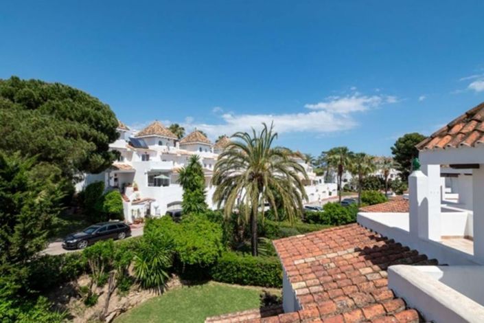 Image No.47-4 Bed Townhouse for sale