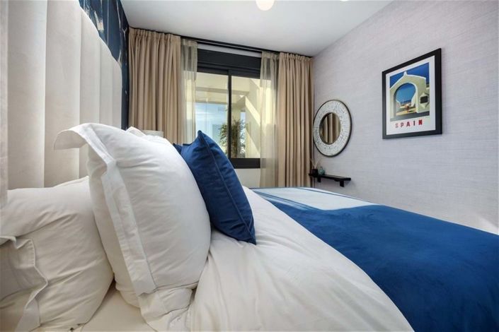 Image No.30-3 Bed Townhouse for sale