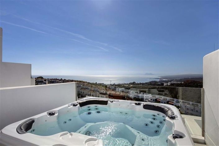 Image No.36-3 Bed Townhouse for sale