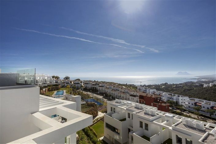 Image No.43-3 Bed Townhouse for sale