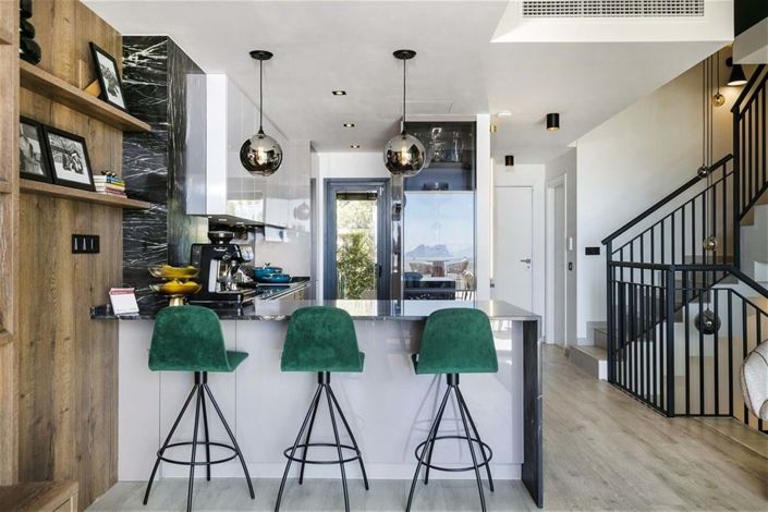 Image No.5-3 Bed Townhouse for sale