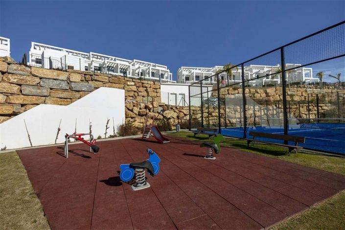 Image No.53-3 Bed Townhouse for sale