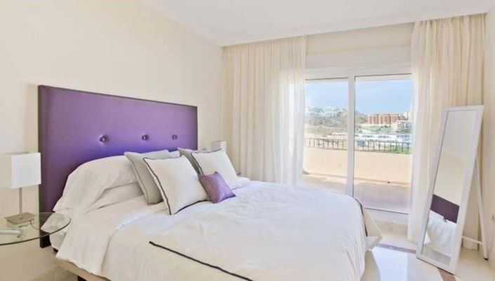 Image No.10-4 Bed Villa for sale