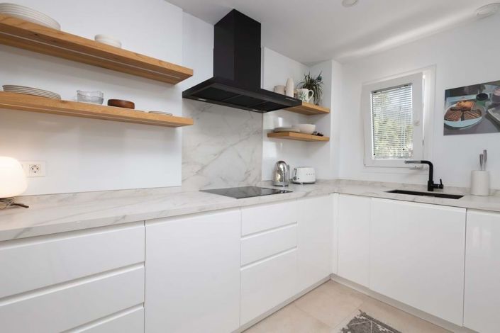 Image No.10-4 Bed Semi-Detached for sale