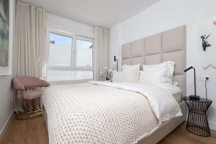 Image No.24-4 Bed Semi-Detached for sale