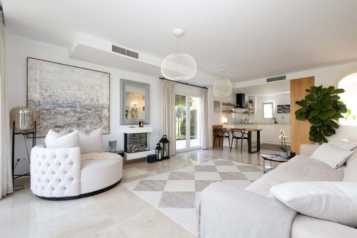 Image No.7-4 Bed Semi-Detached for sale