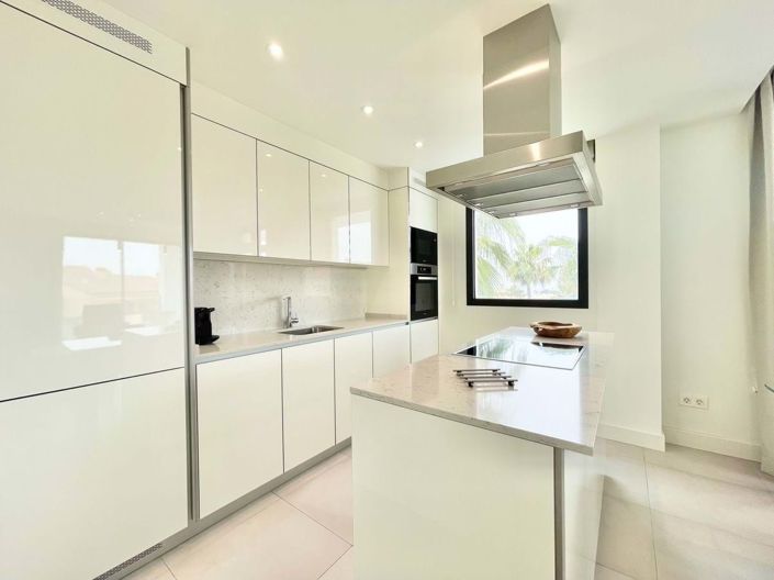 Image No.5-2 Bed Apartment for sale