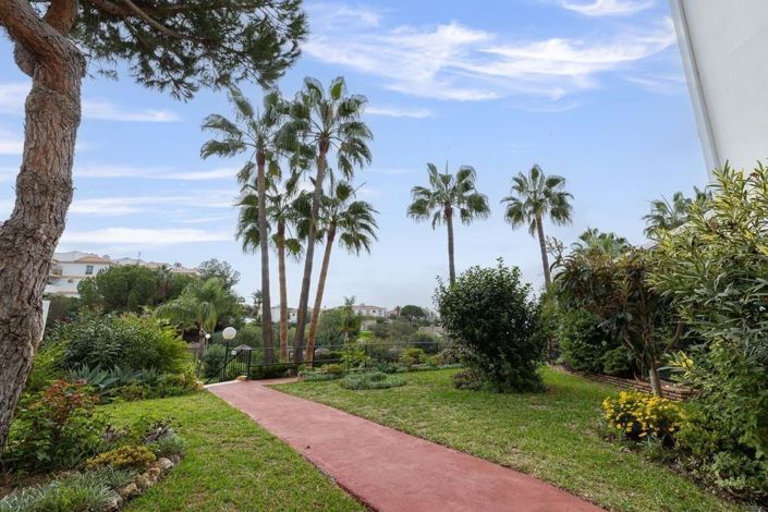 Image No.21-3 Bed Apartment for sale