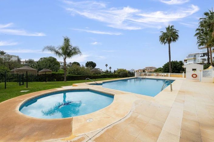 Image No.22-3 Bed Apartment for sale