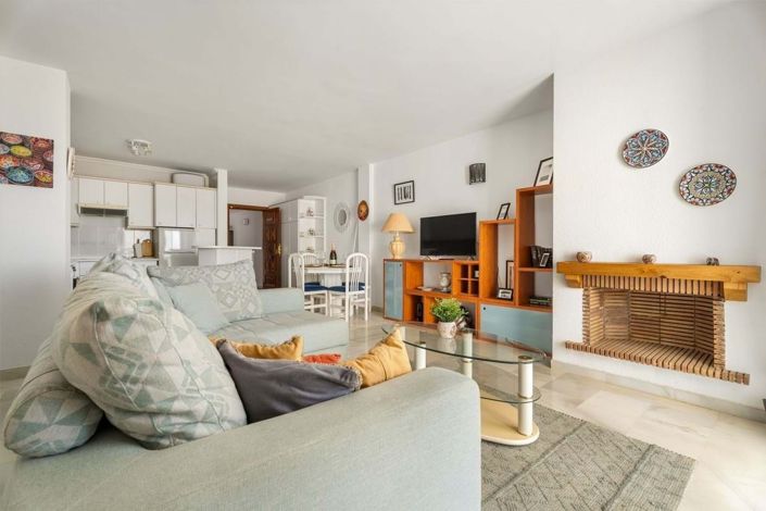 Image No.11-3 Bed Apartment for sale