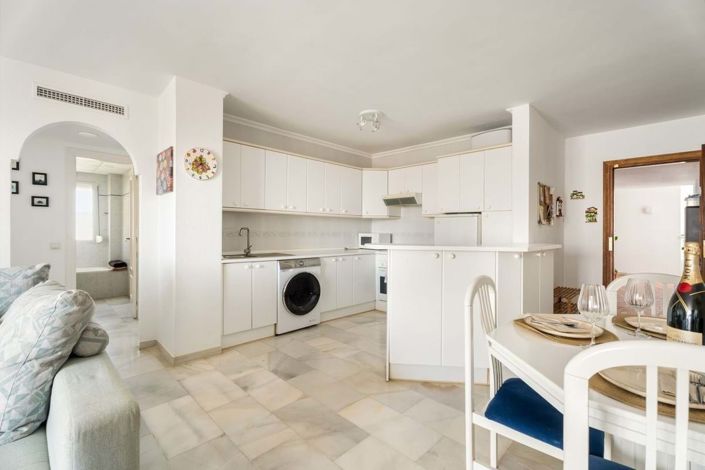 Image No.4-3 Bed Apartment for sale