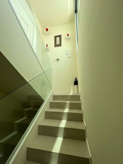 Image No.26-3 Bed Townhouse for sale