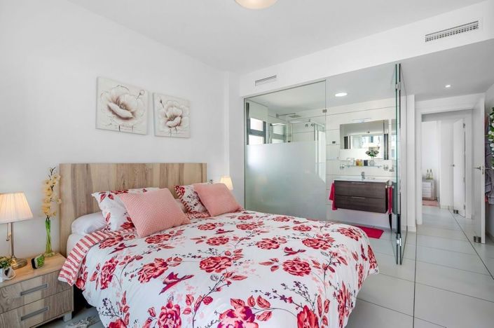 Image No.11-2 Bed Apartment for sale