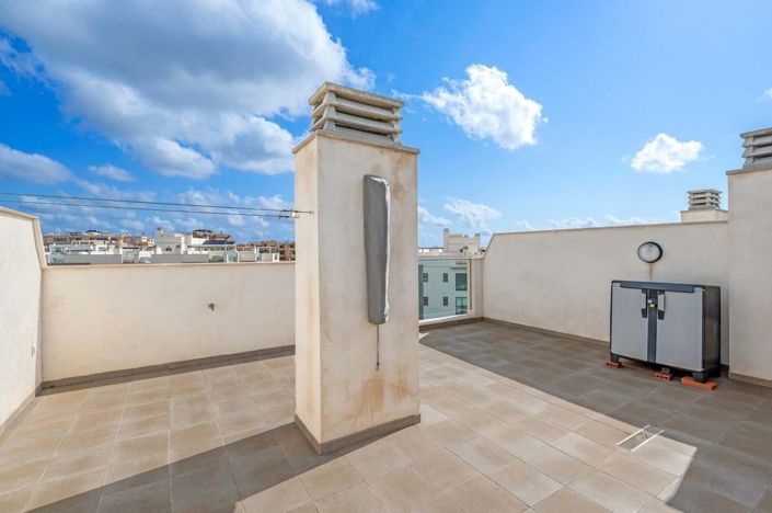 Image No.23-2 Bed Apartment for sale