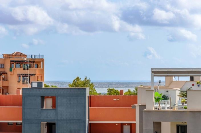 Image No.28-2 Bed Apartment for sale