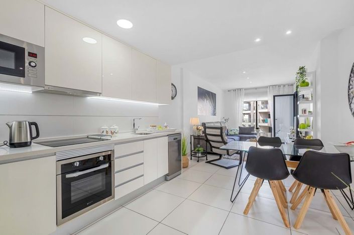 Image No.9-2 Bed Apartment for sale