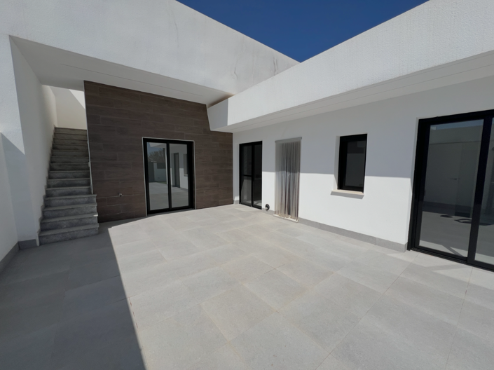 Image No.16-2 Bed Villa for sale