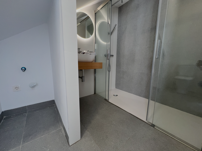 Image No.4-2 Bed Villa for sale