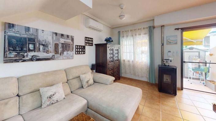 Image No.13-2 Bed Townhouse for sale