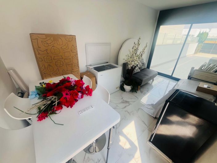 Image No.3-3 Bed Villa for sale