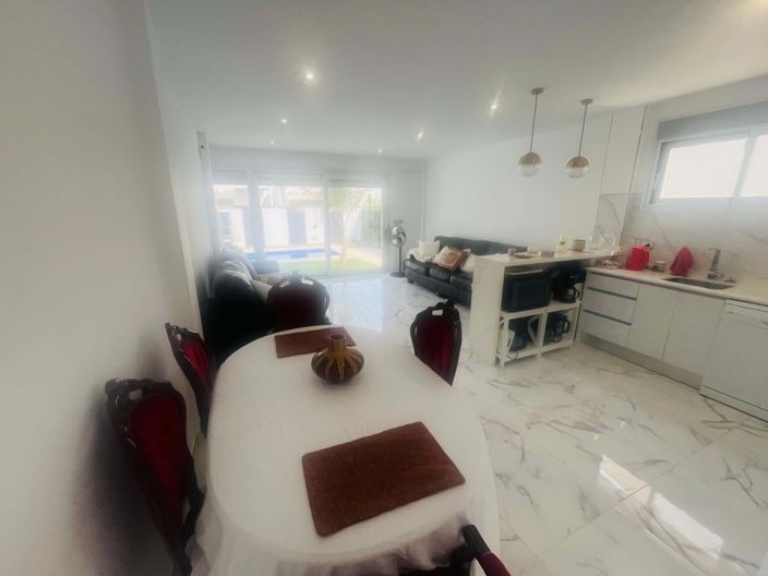 Image No.5-3 Bed Villa for sale