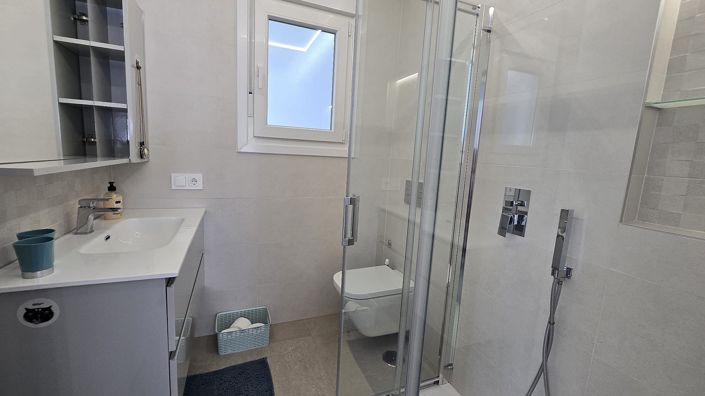 Image No.18-3 Bed Villa for sale