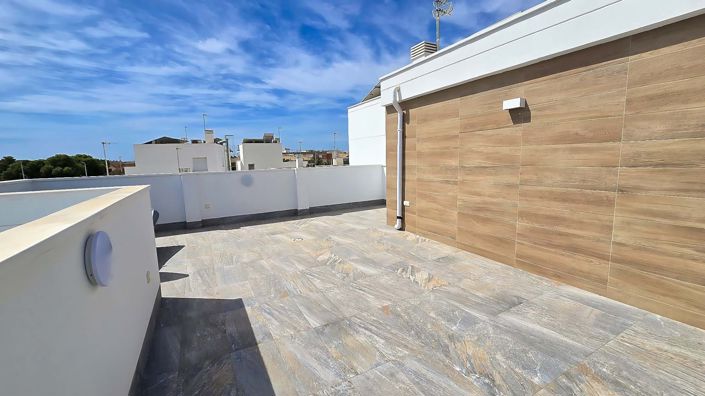 Image No.20-3 Bed Villa for sale