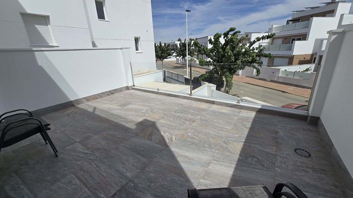 Image No.30-3 Bed Villa for sale