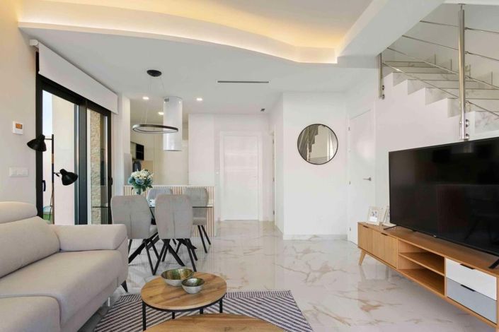 Image No.13-3 Bed Semi-Detached for sale