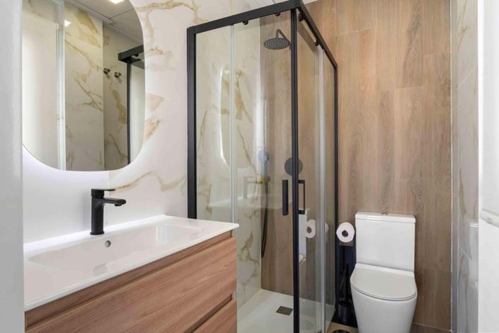 Image No.23-3 Bed Semi-Detached for sale