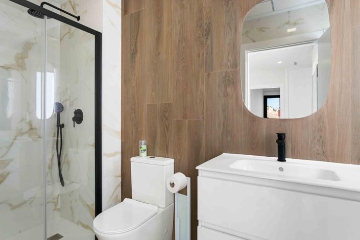 Image No.31-3 Bed Semi-Detached for sale