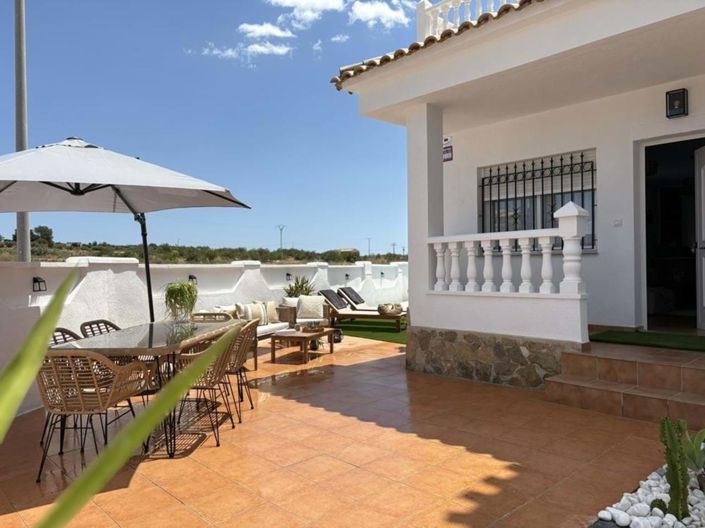 Image No.21-3 Bed Apartment for sale