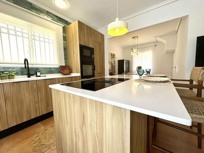 Image No.31-3 Bed Apartment for sale