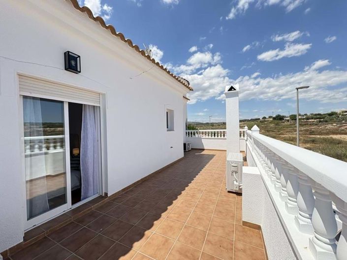 Image No.35-3 Bed Apartment for sale