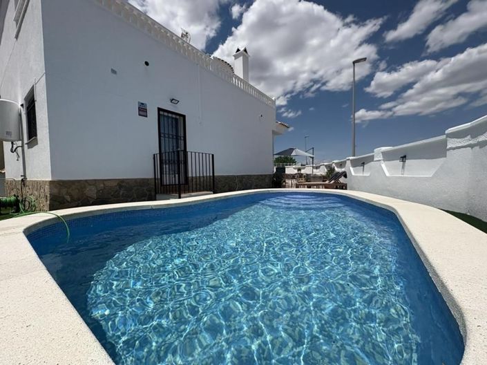 Image No.54-3 Bed Apartment for sale